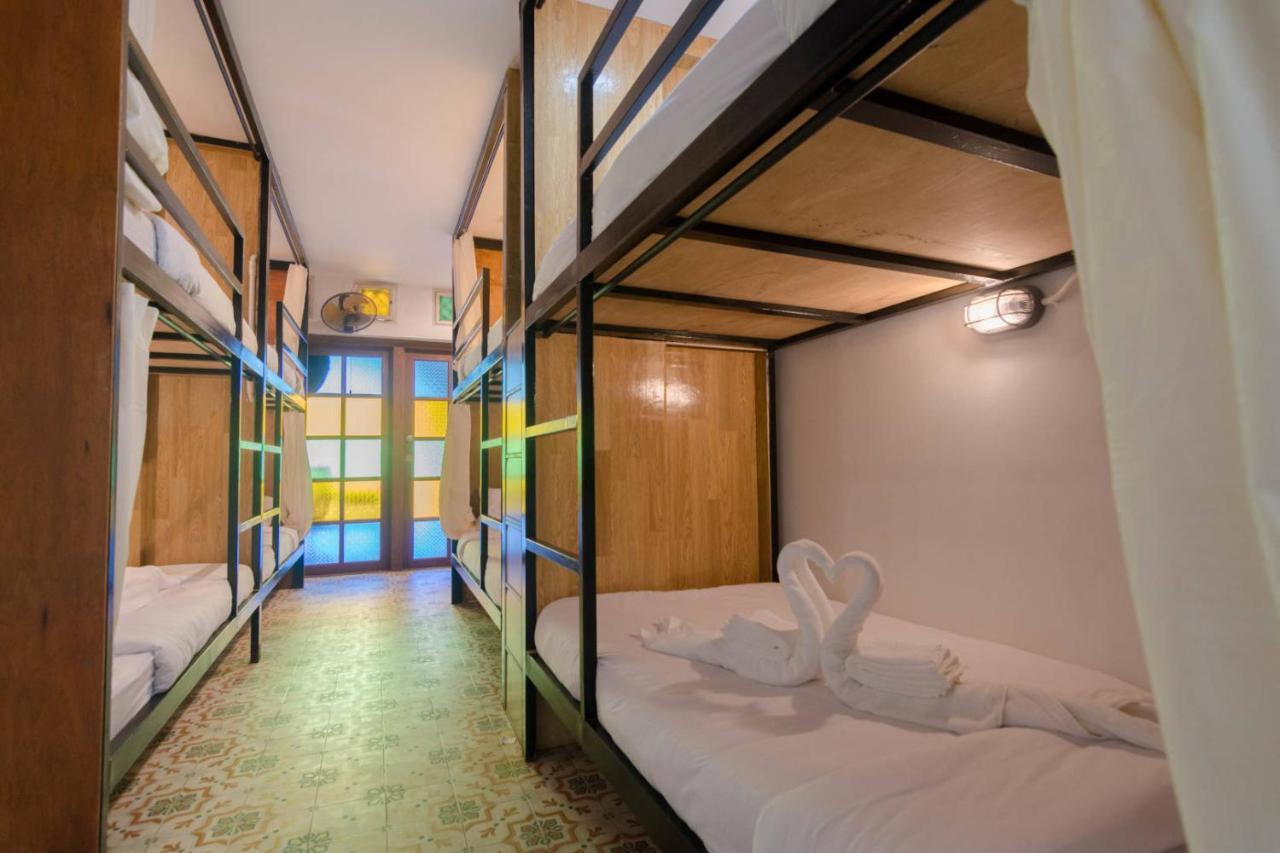 Bed At Beach Hostel Phuket Luaran gambar