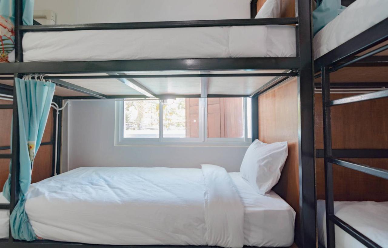 Bed At Beach Hostel Phuket Luaran gambar
