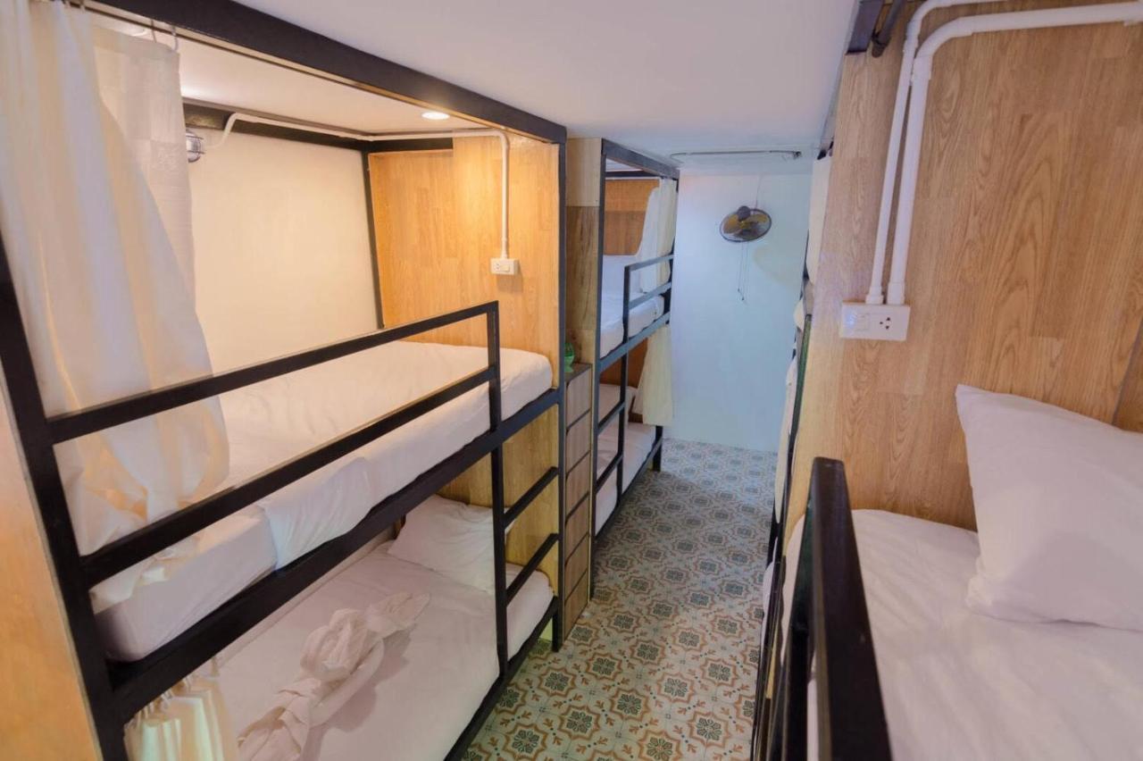 Bed At Beach Hostel Phuket Luaran gambar