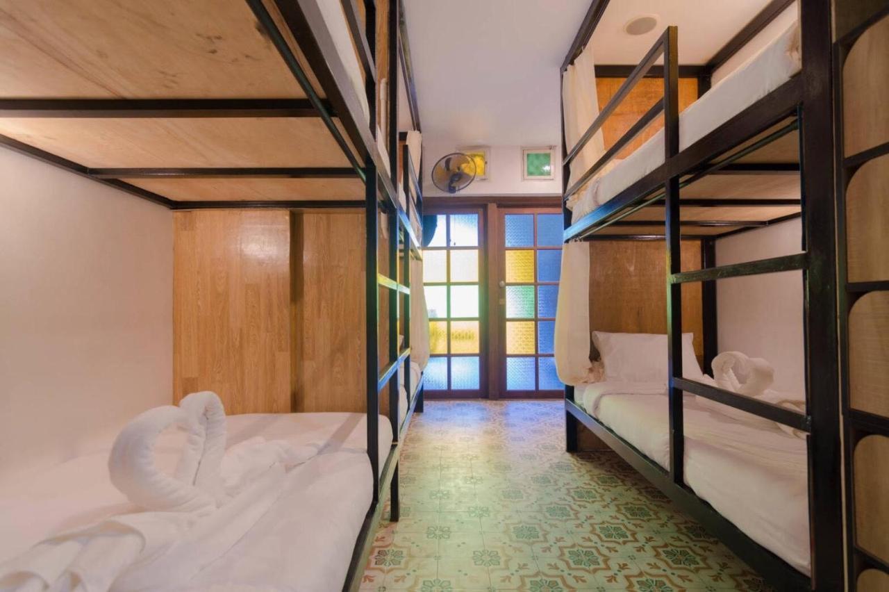 Bed At Beach Hostel Phuket Luaran gambar